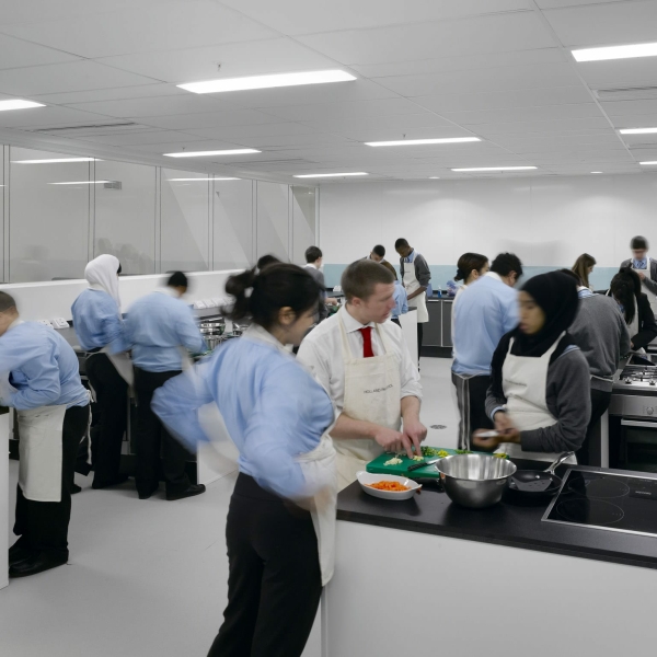 Radii AG Holland Park School Case Study 6