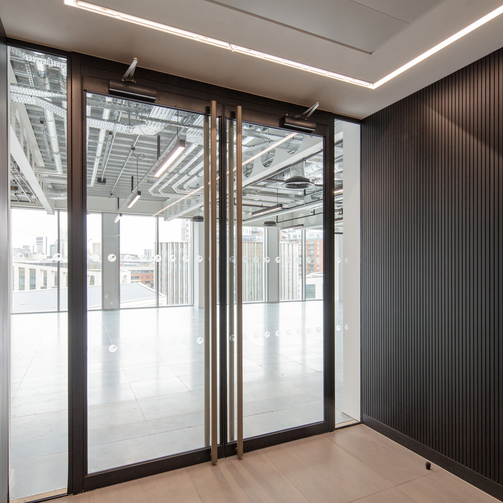 11+12 Wellington Place Leeds Planet LR 5