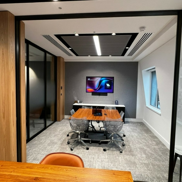 Leading Global Financial Services Group Radii LR 27