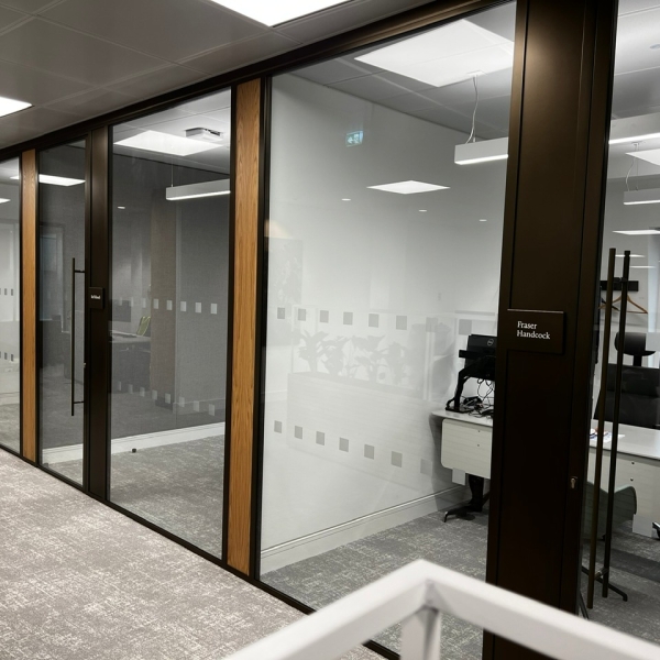 Leading Global Financial Services Group Radii LR 33