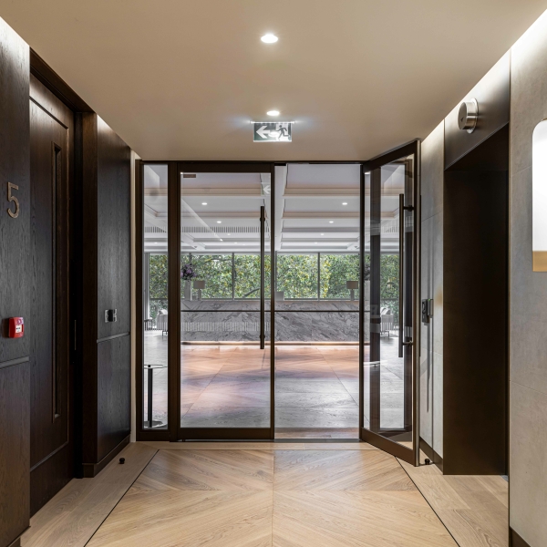 Leading Global Private Equity Firm Radii LR 57