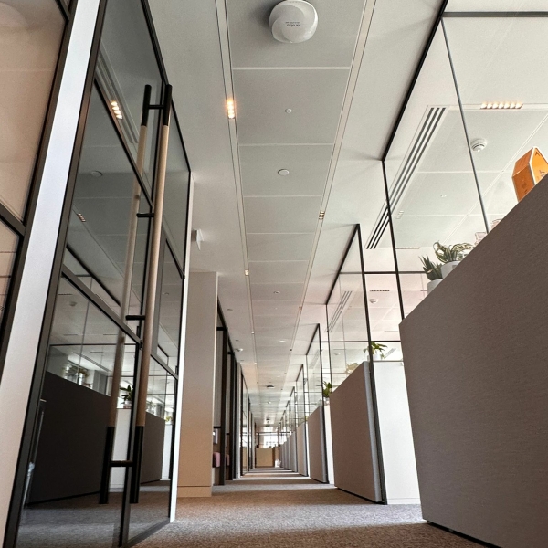 Leading Private Investment Firm Radii LR 60