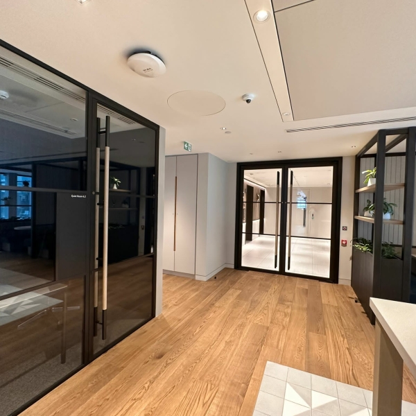 Leading Private Investment Firm Radii LR 34