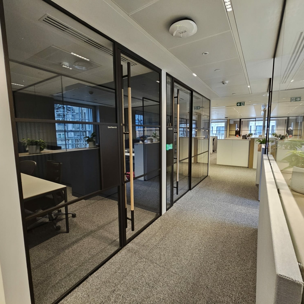 Leading Private Investment Firm Radii LR 5