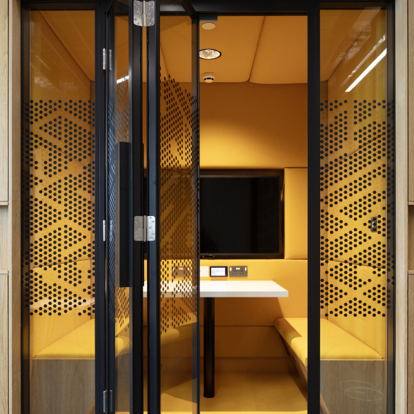 MMU Science Engineering Building 016