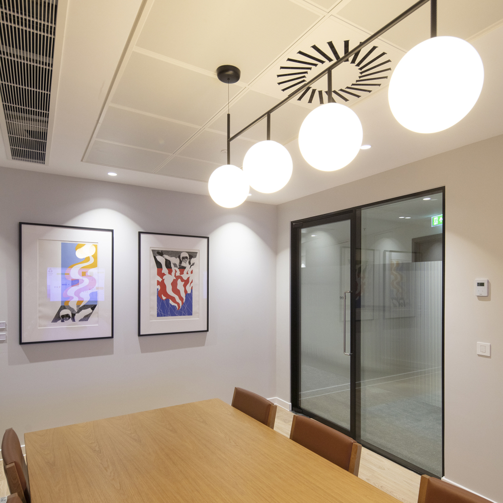 Natwest Spinningfields Manchester Planet LR 26