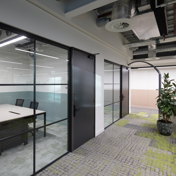 xy Manchester Radii 2023 LR 18