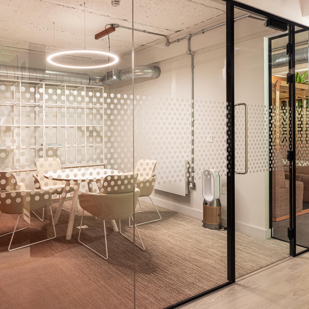 KanipakPhoto W3A2155 Edit LR v2