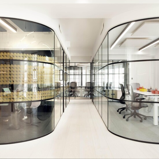 Loft 20 uses a slender framework.