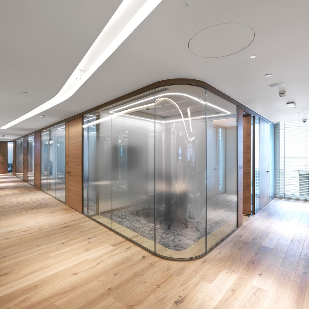 Tilney Smith Williamson Radii LR 13