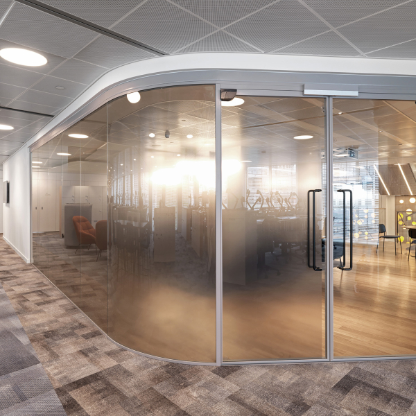 Tilney Smith Williamson Radii LR 34