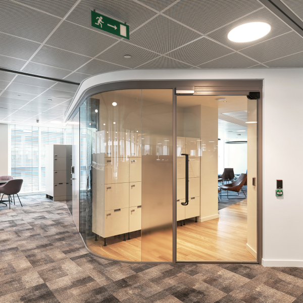 Tilney Smith Williamson Radii LR 36