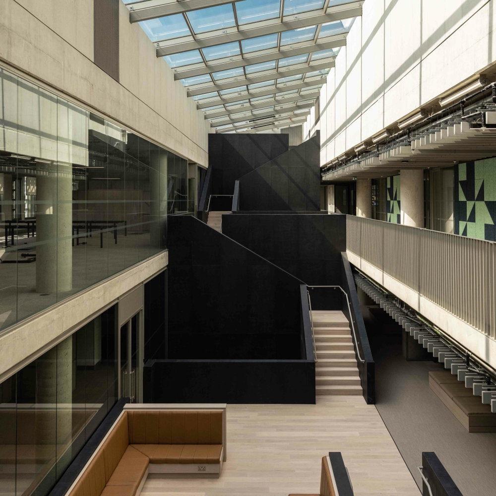 University of Brighton Business School Radii AG HR 14